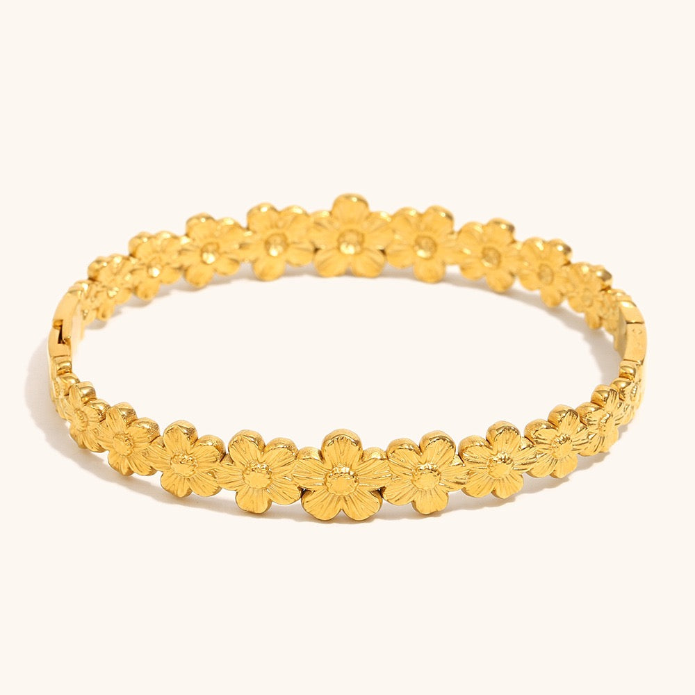 Daisy flower bangle