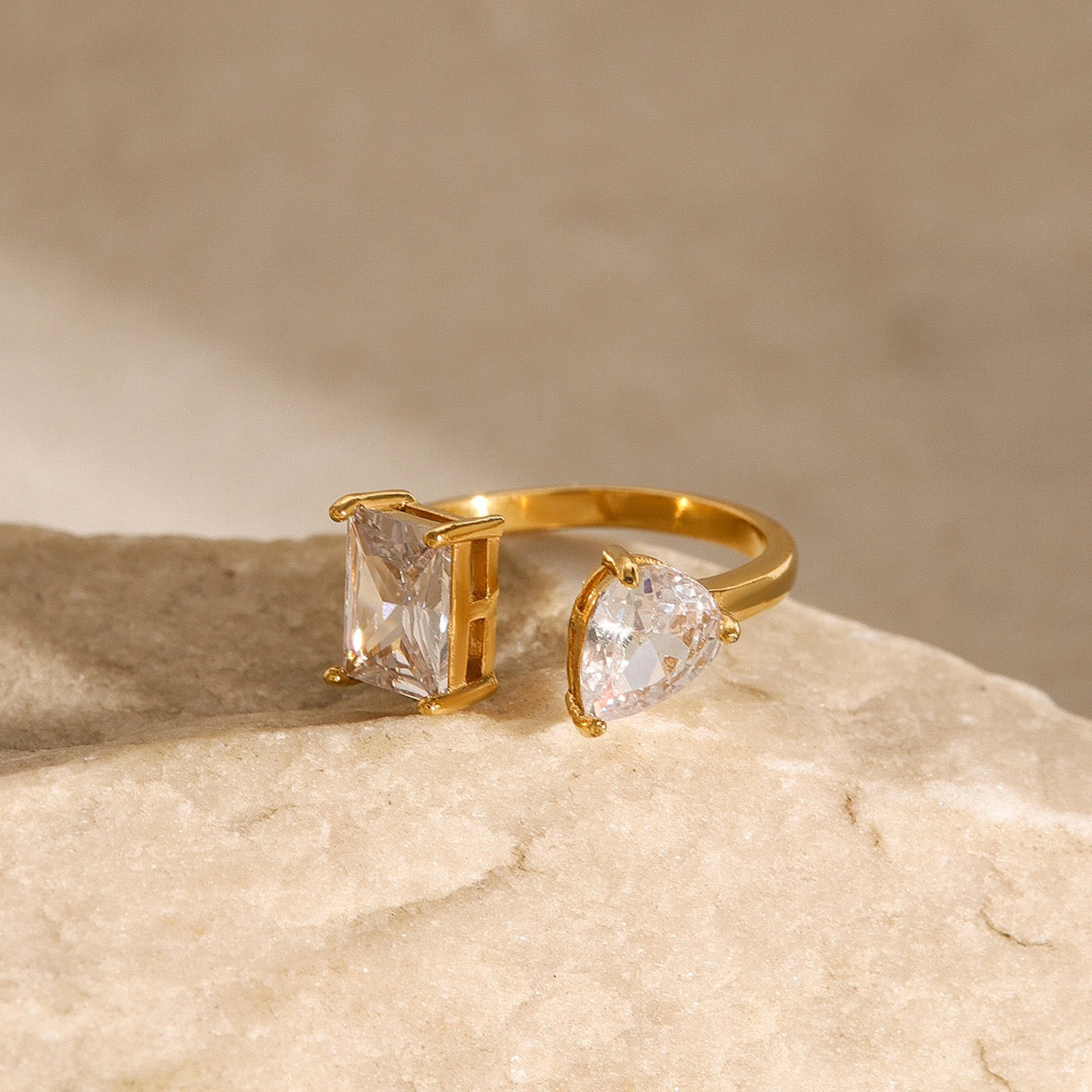 Hailey rock rings