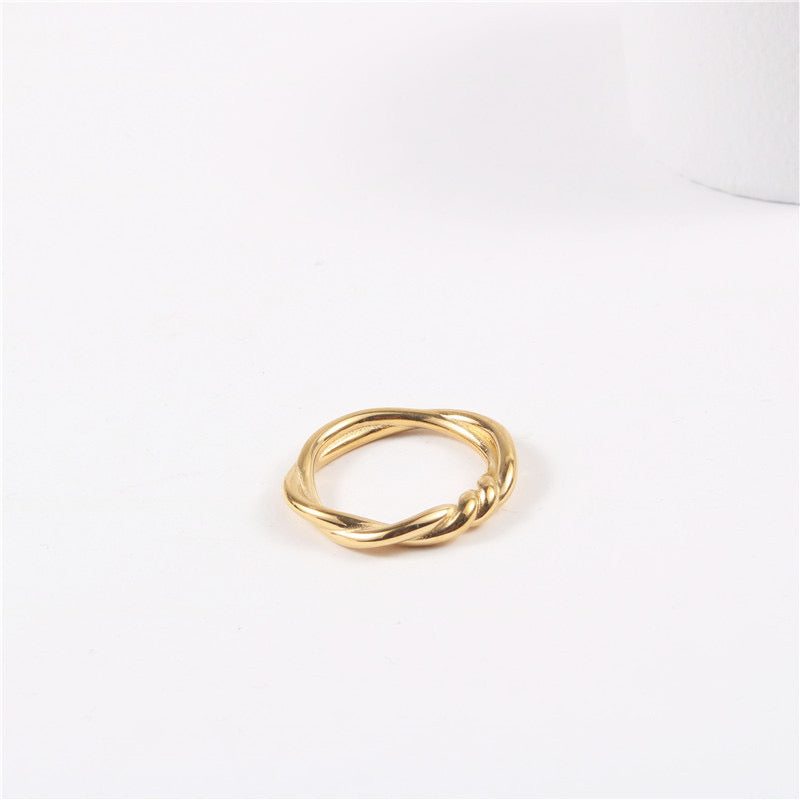 Taliah Tangle up rings
