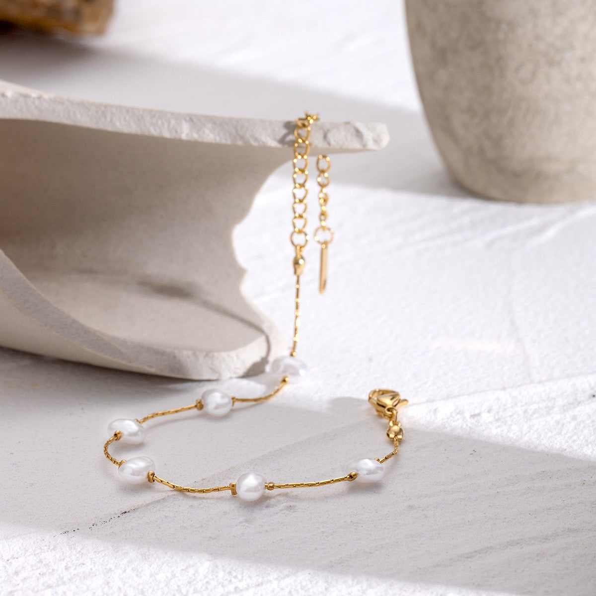 Pearly beady bracelet