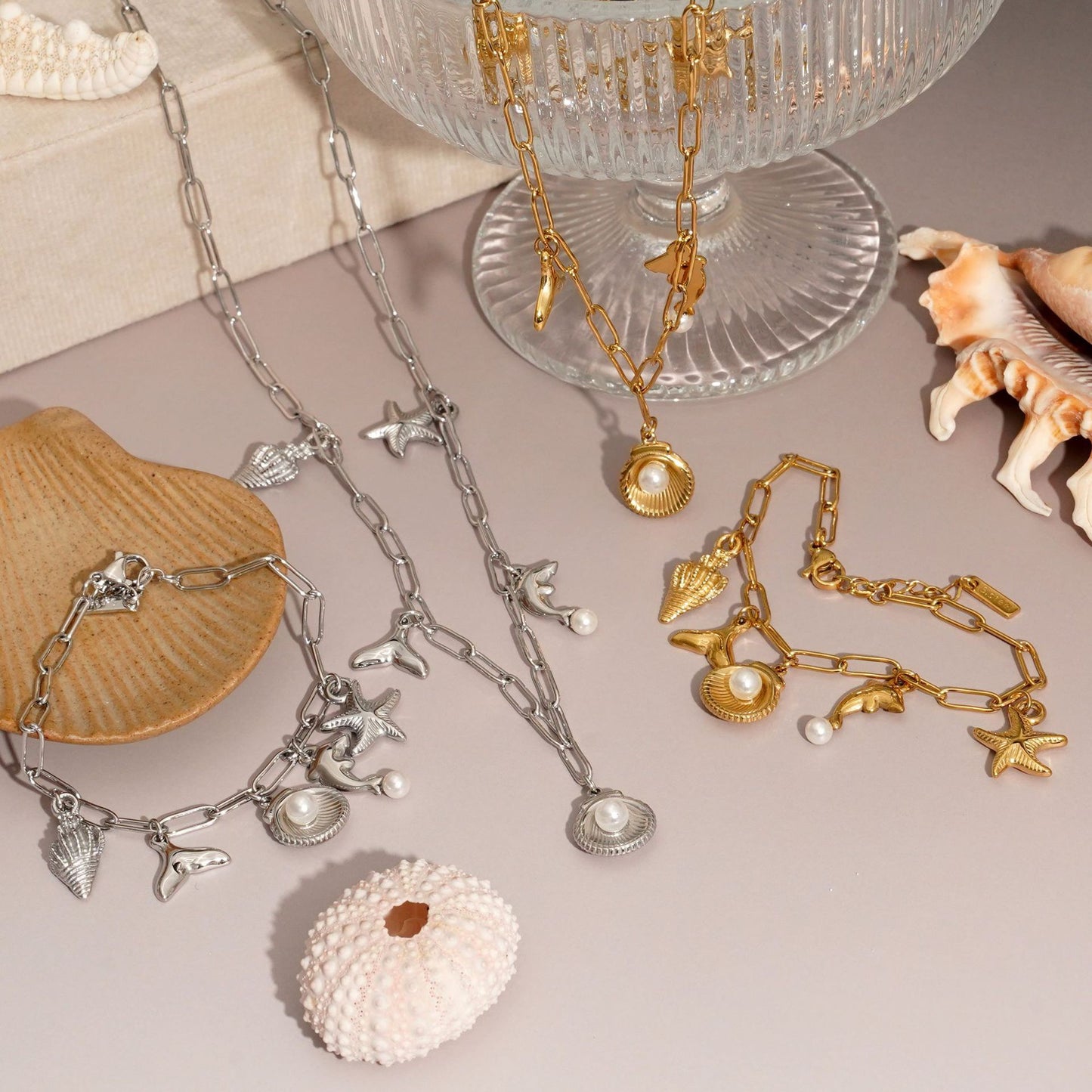 Dolphin shell set