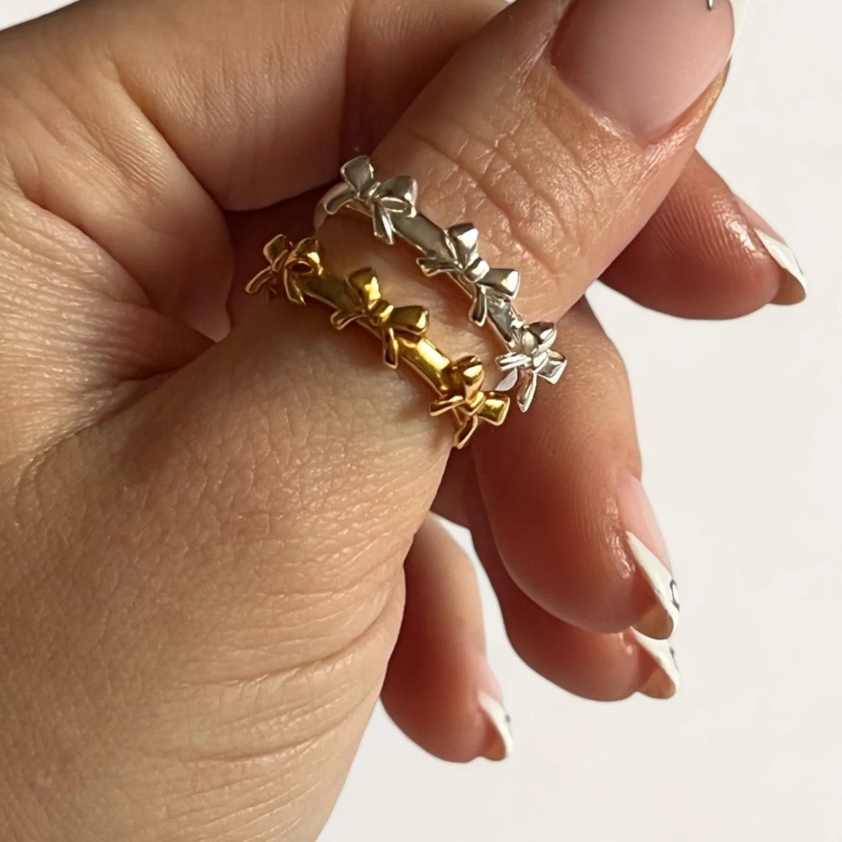 Nadia Three bows rings