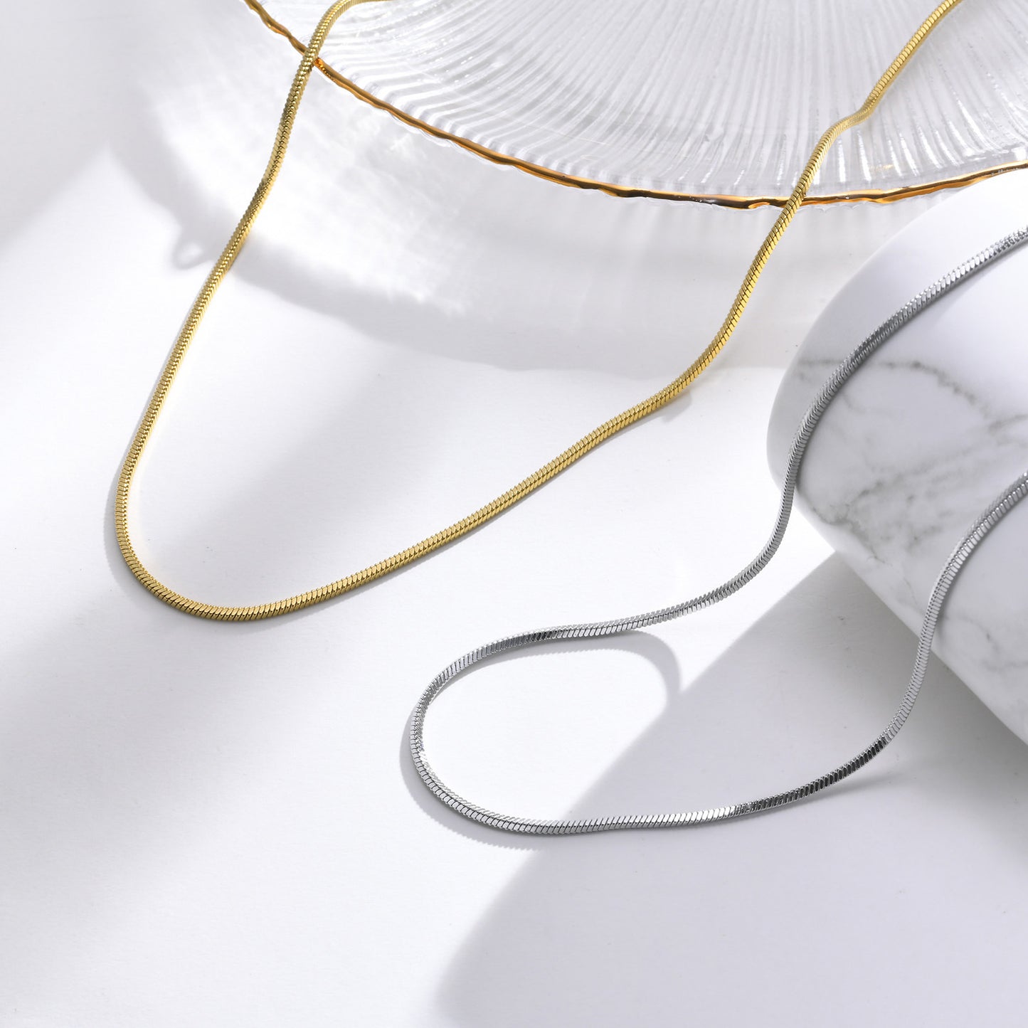 Nylah Skinny chains