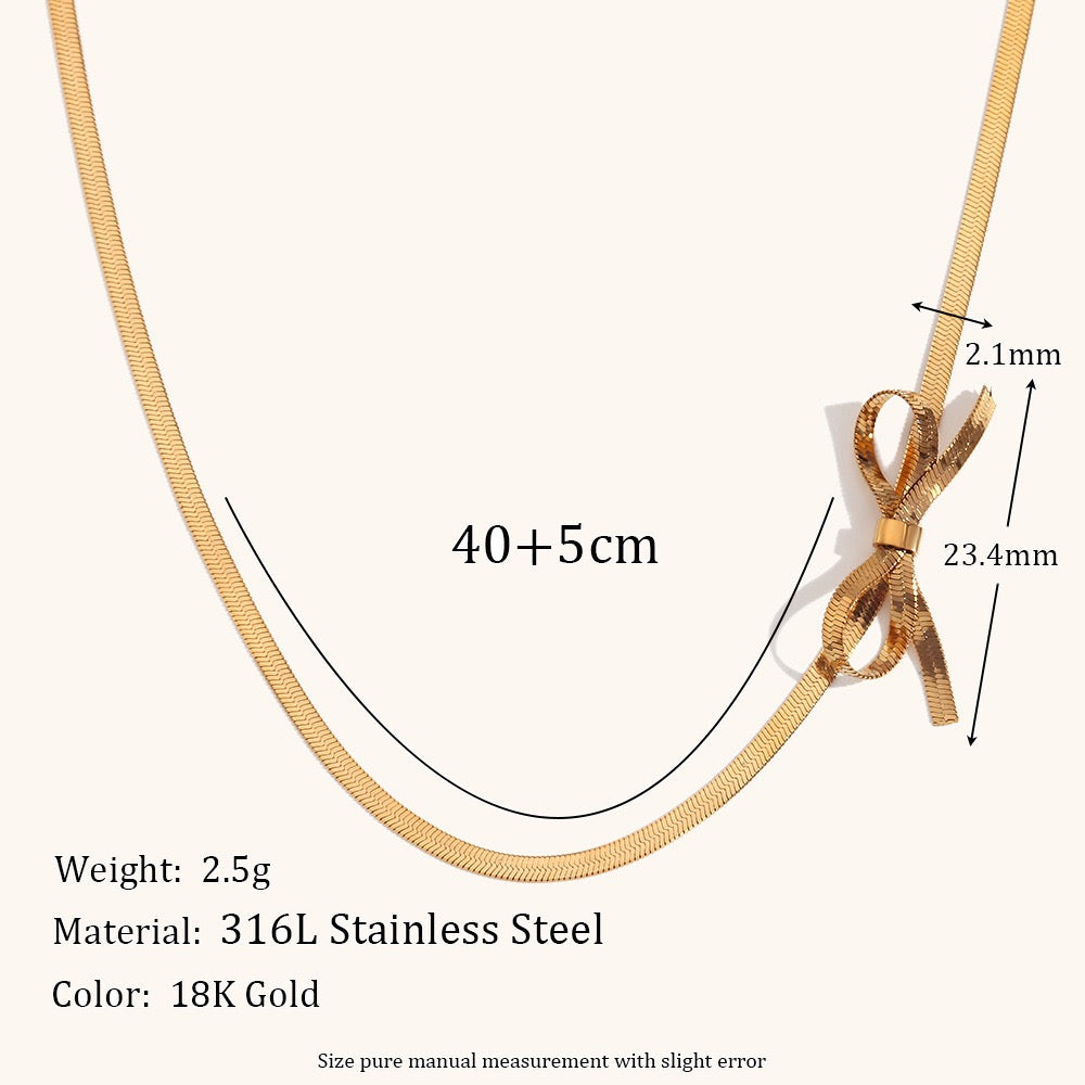 Mini how snake chain necklace