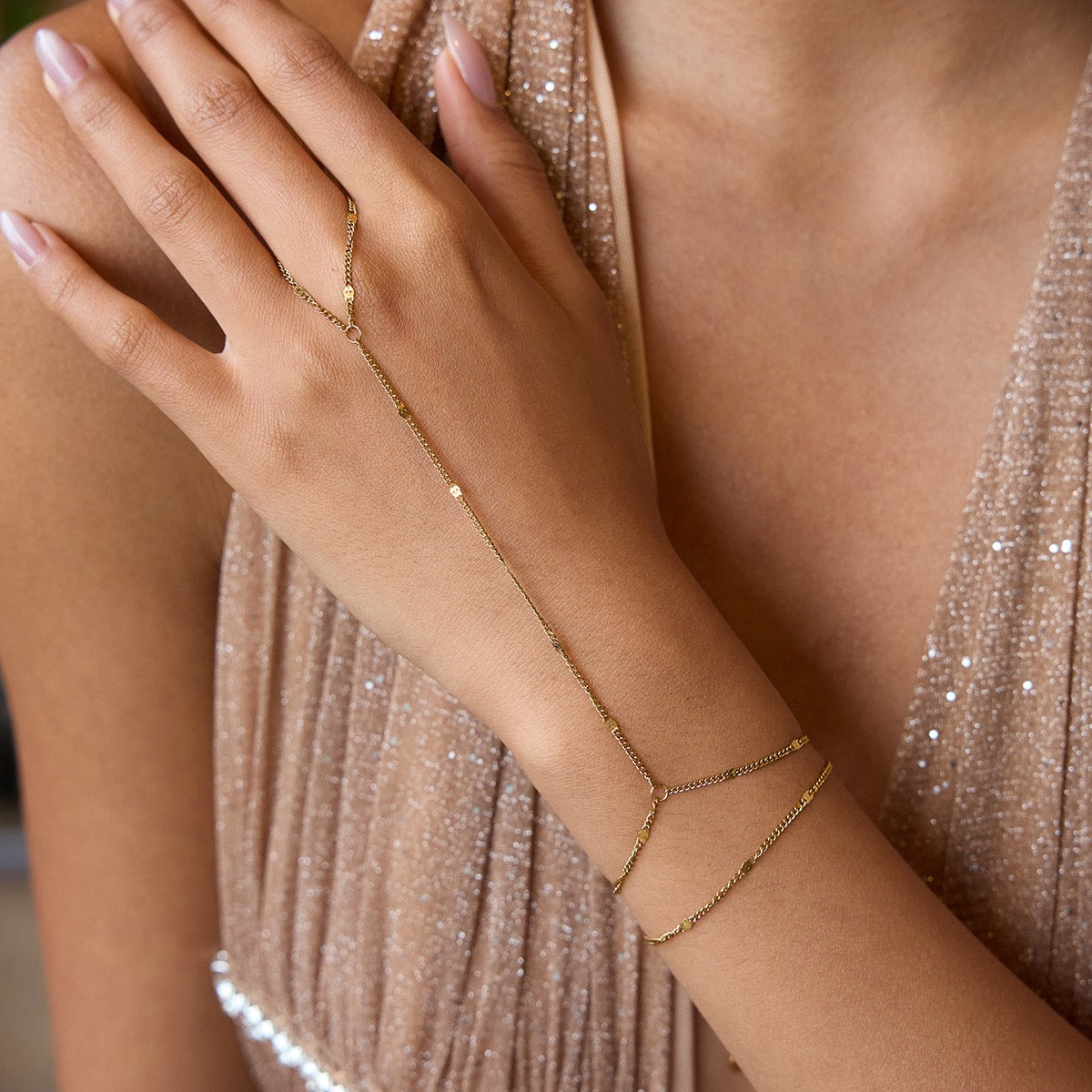 Classic hand chains