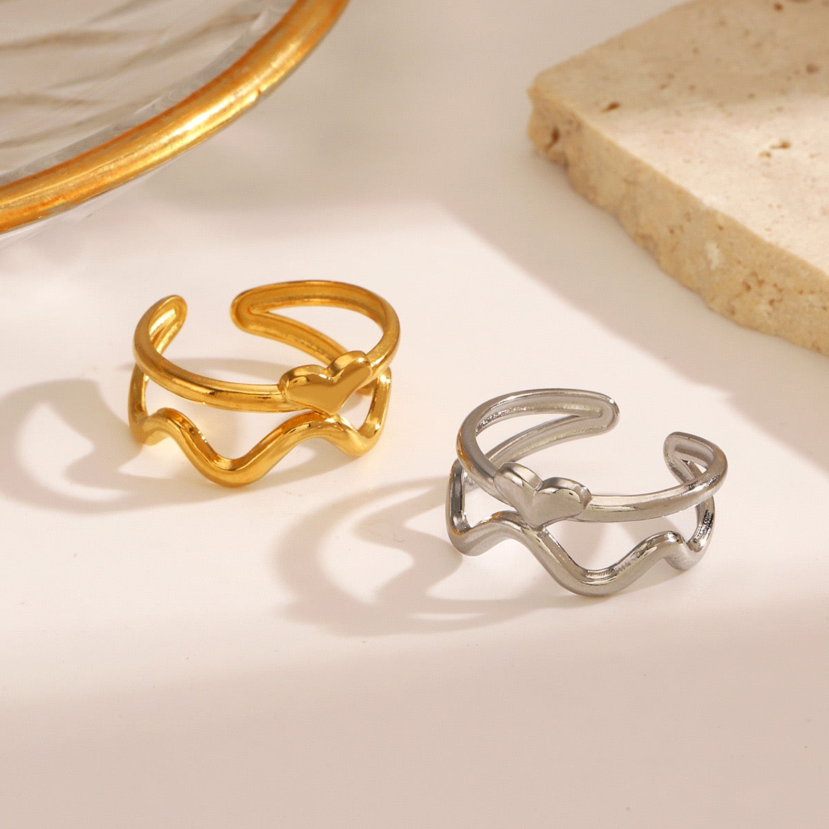Layer heart rings