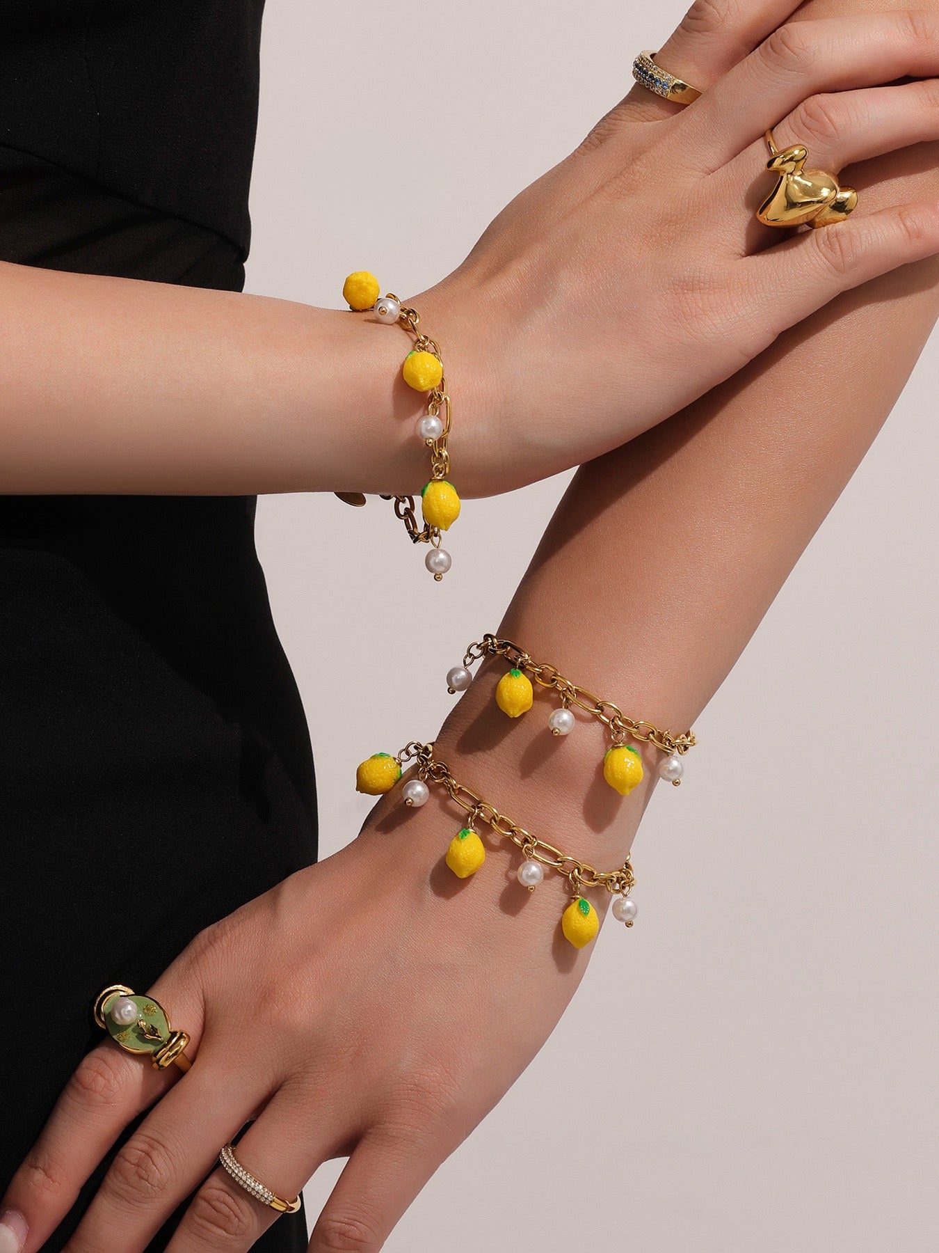 Lemon charm set