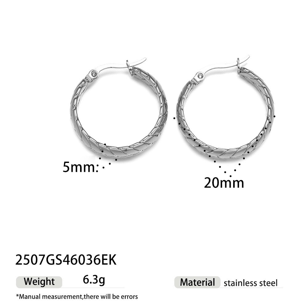 Classic braid hoops