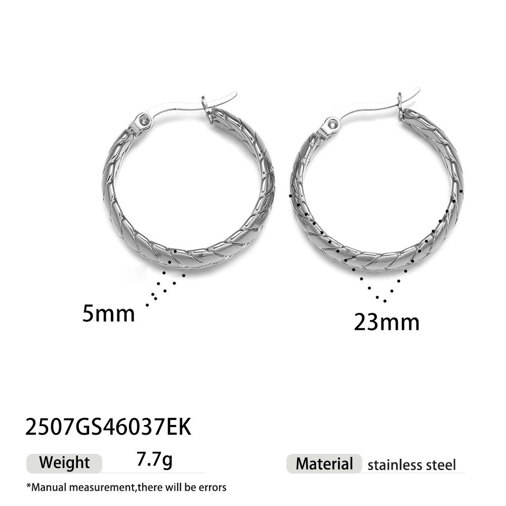 Classic braid hoops