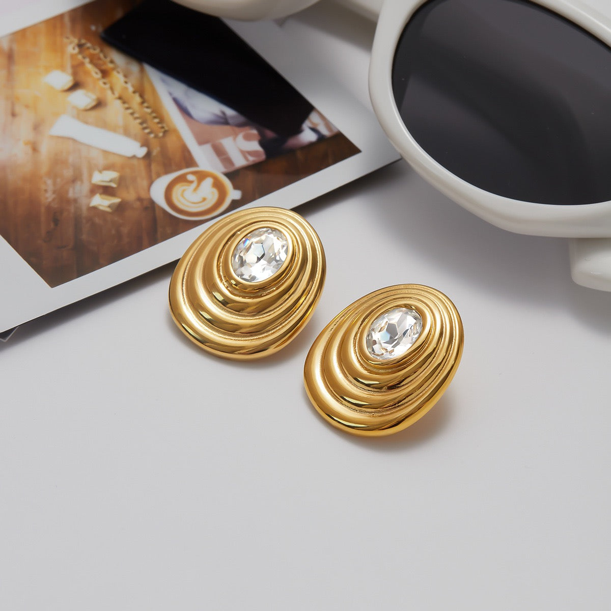 Classic swirl rock earrings