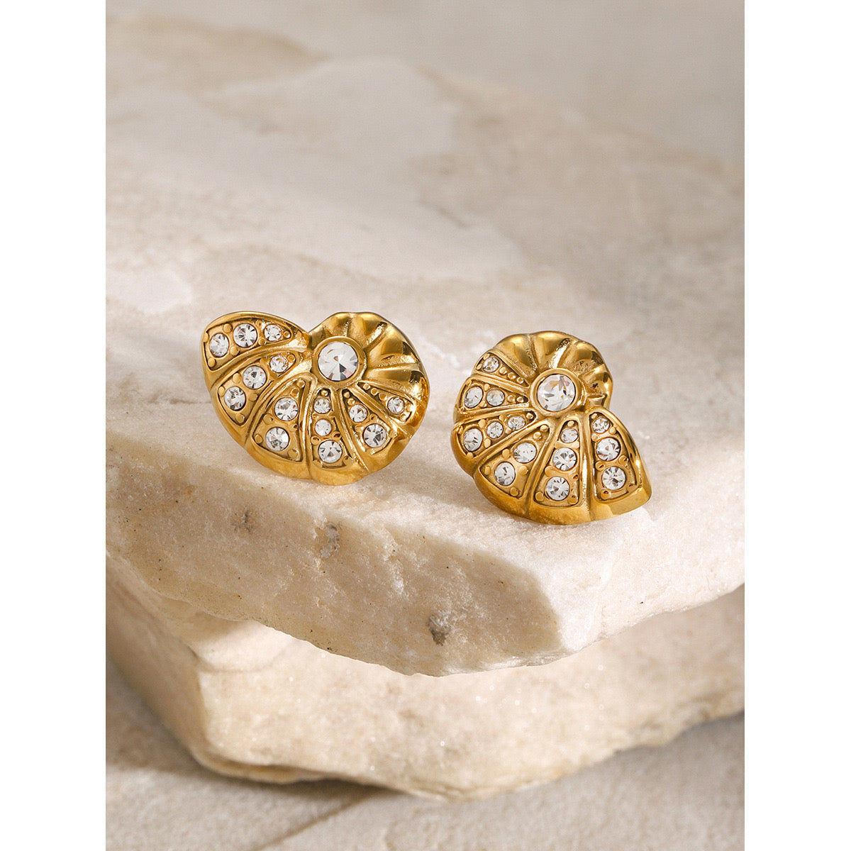 Bondi Amora vibes earrings