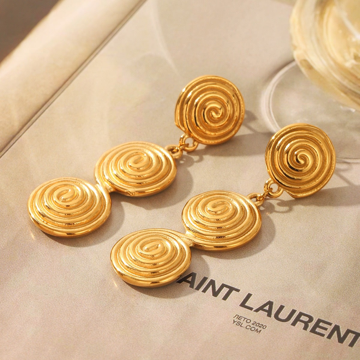 Swirls earrings