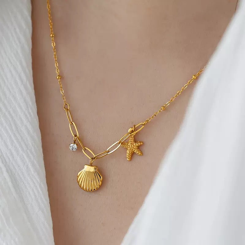 Elwood Mini shell necklace