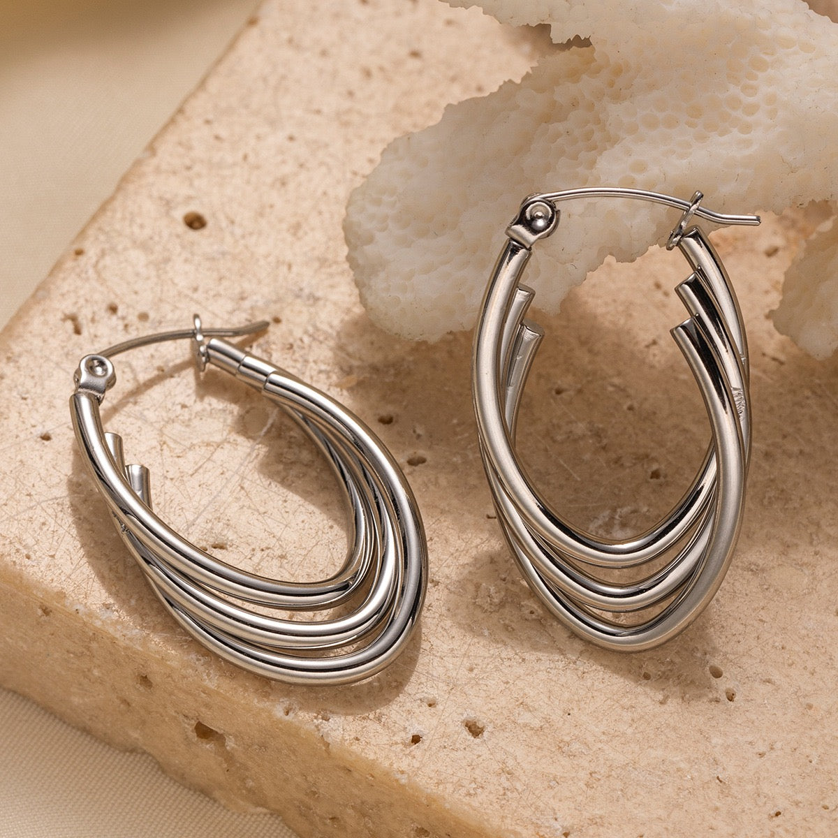 Twilly hoops