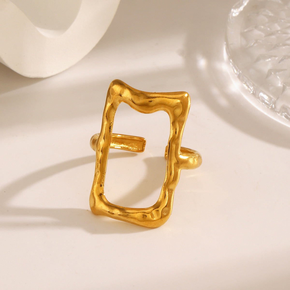 Long square ring