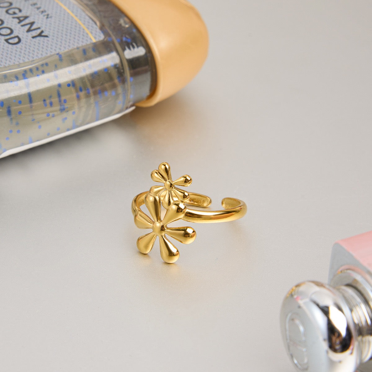 Flowers rings
