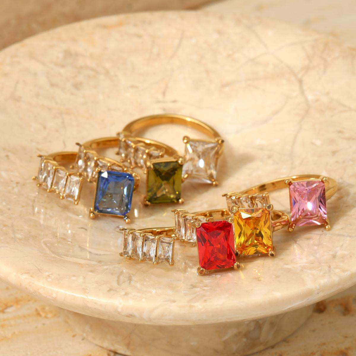 Gisele rings