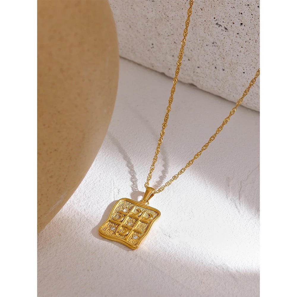 Paramount Moonlight necklace