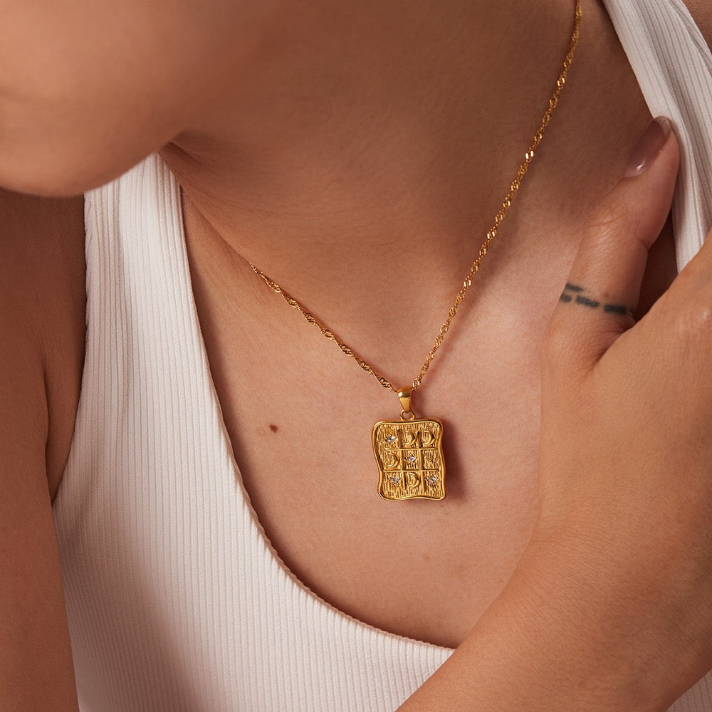 Paramount Moonlight necklace