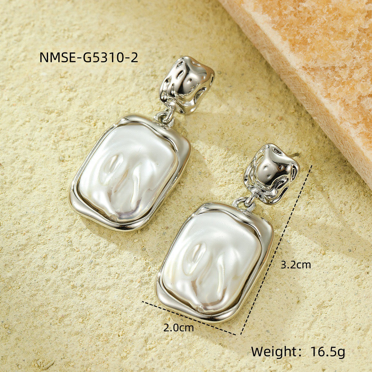 Ice rock pearly earrings