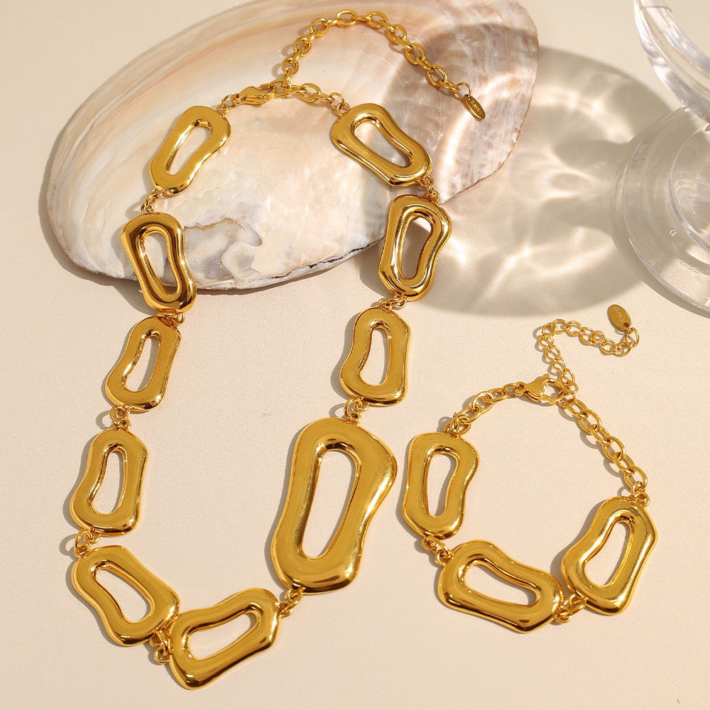 Mina big hoop set