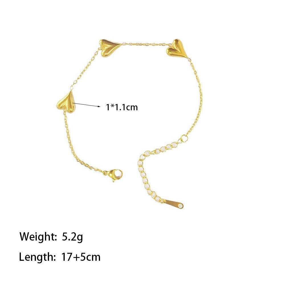Hearty flower bracelet