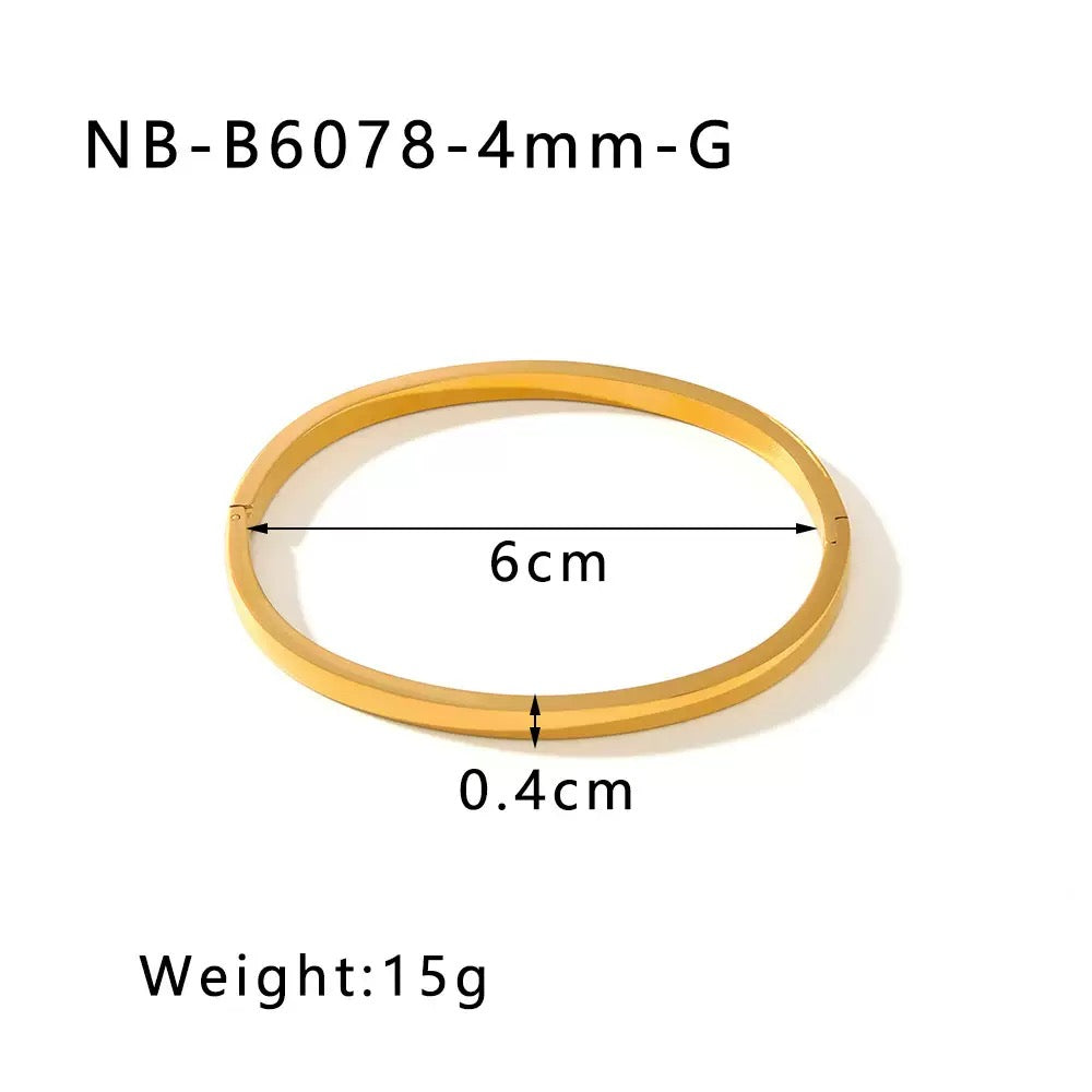 Classic round bangles