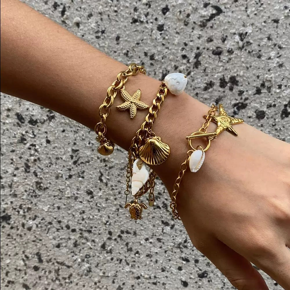 Swirl star bracelet