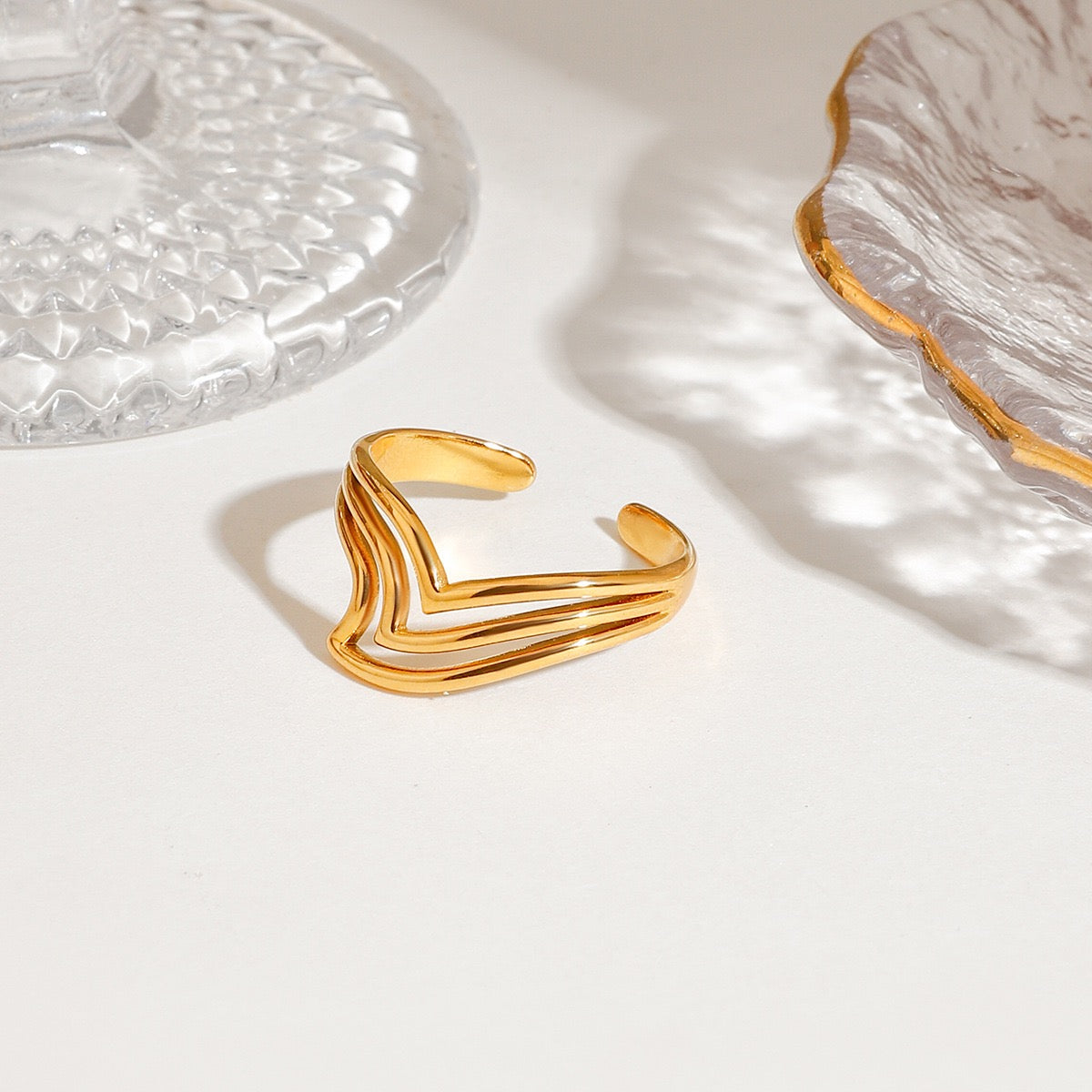 Layer waves ring