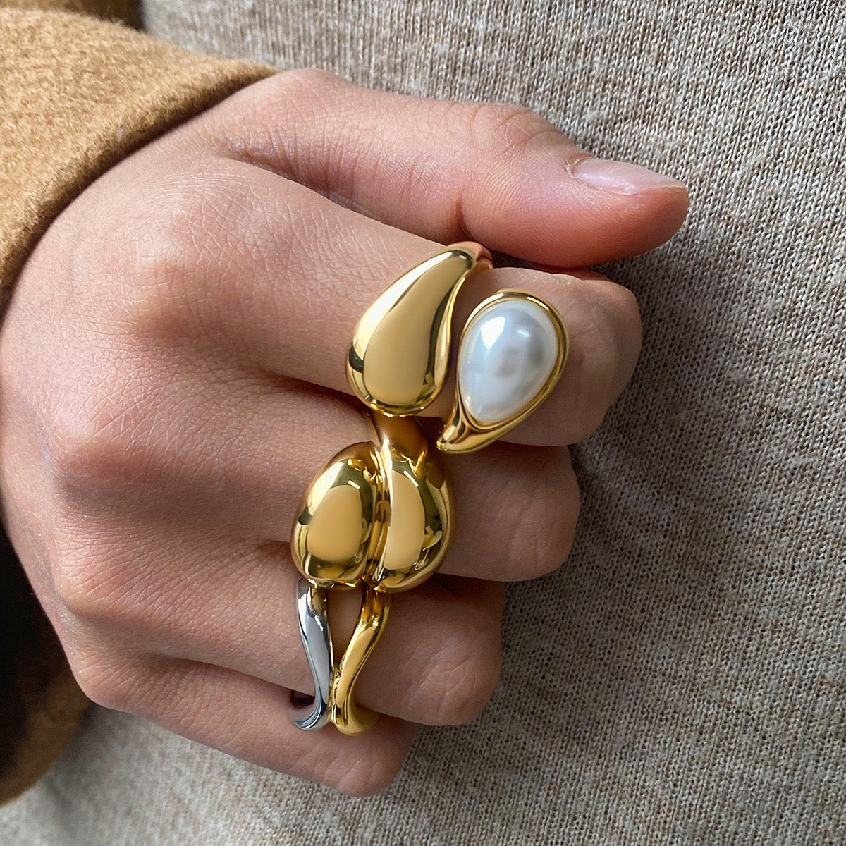 Bulky Belle cross over rings