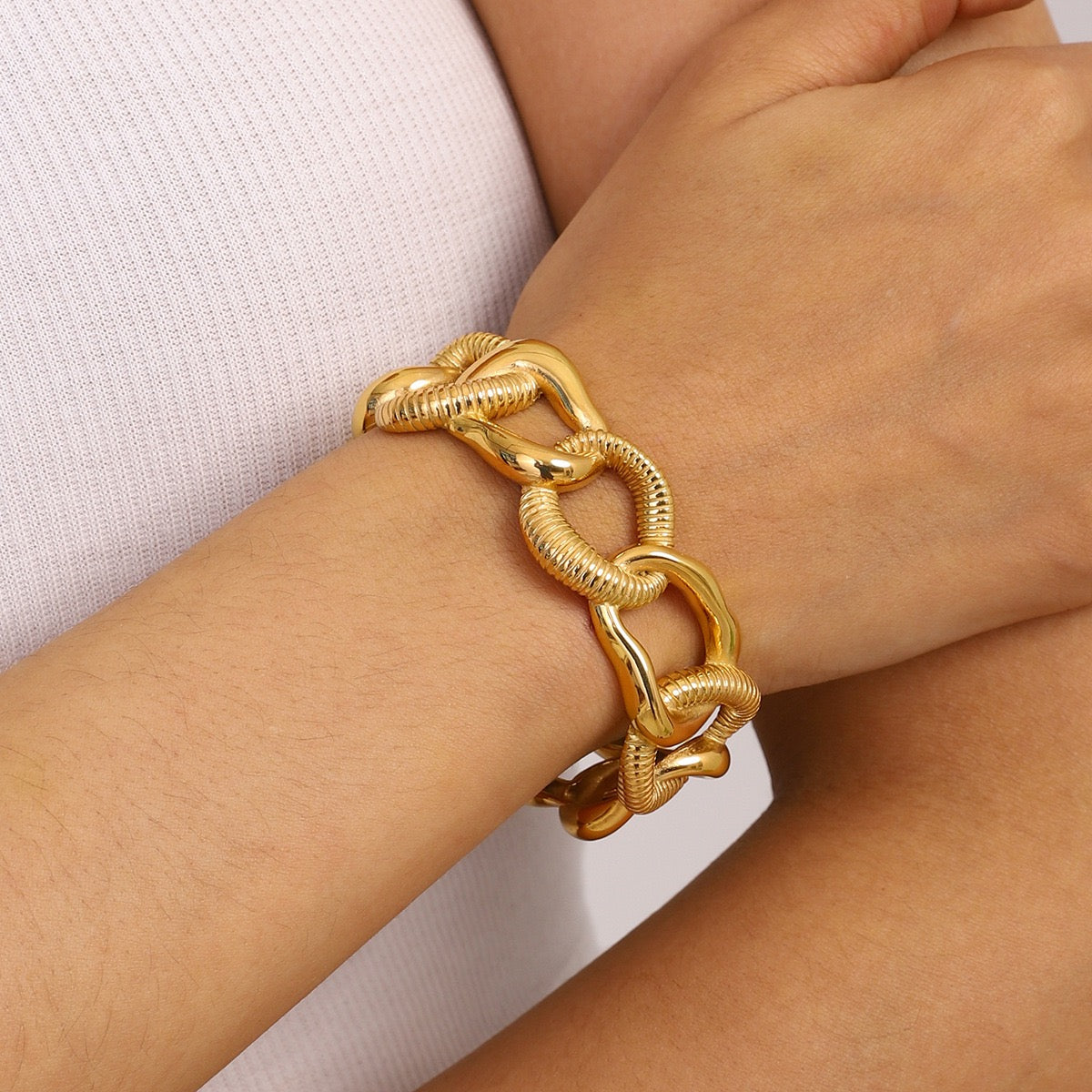 Knox bangle