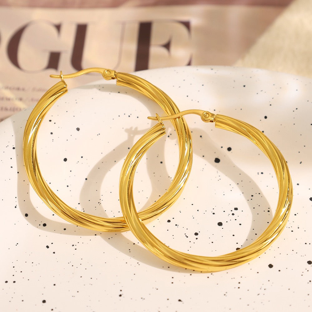 Big twilly hoops earrings