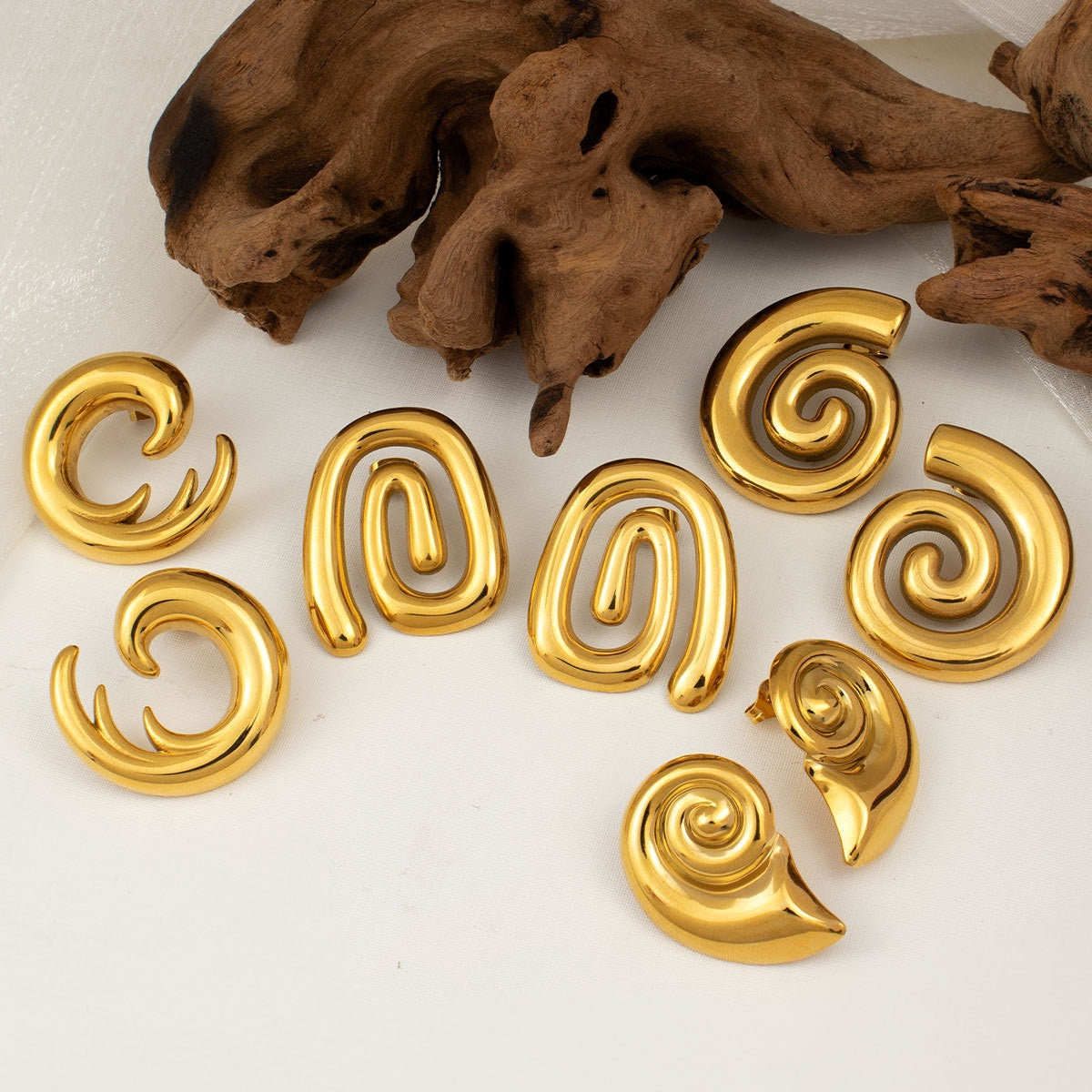 Square swirl earrings
