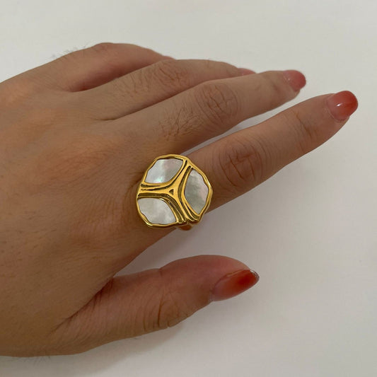 White mother of pearl ring