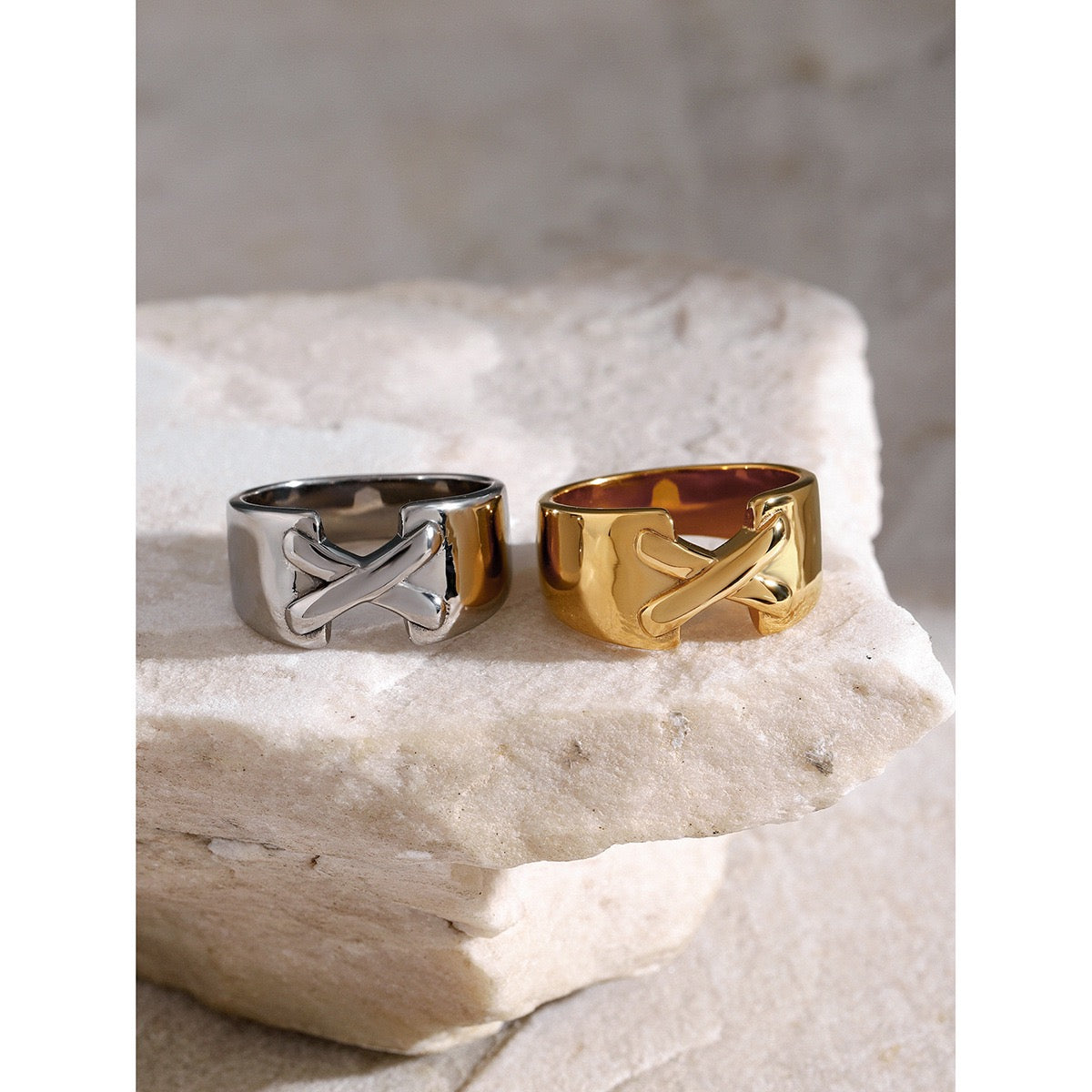 Ribbon rings