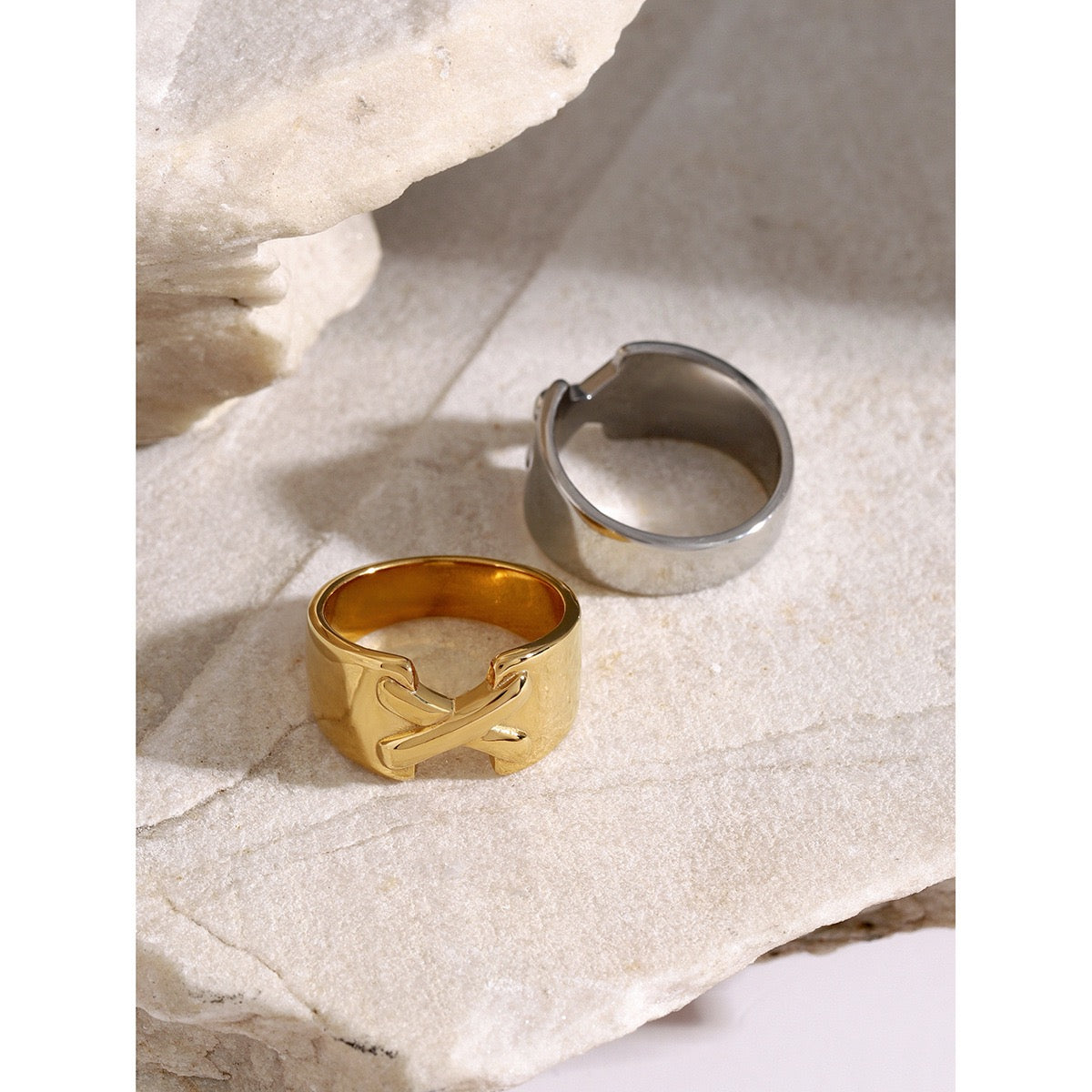 Ribbon rings