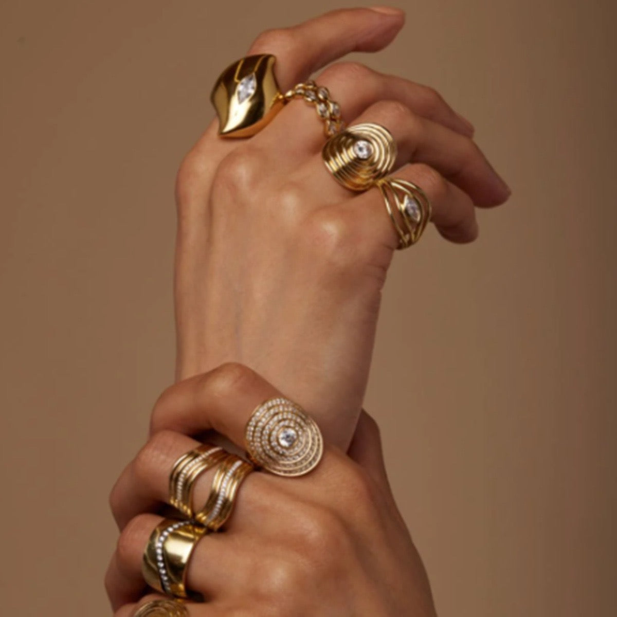 Emma swirl ring
