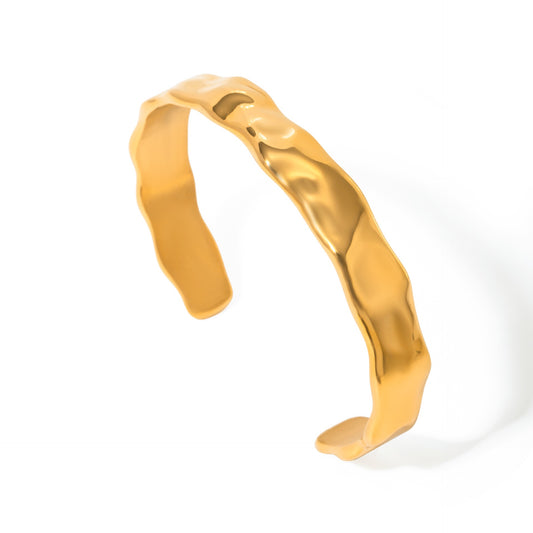 Whiplash bangle