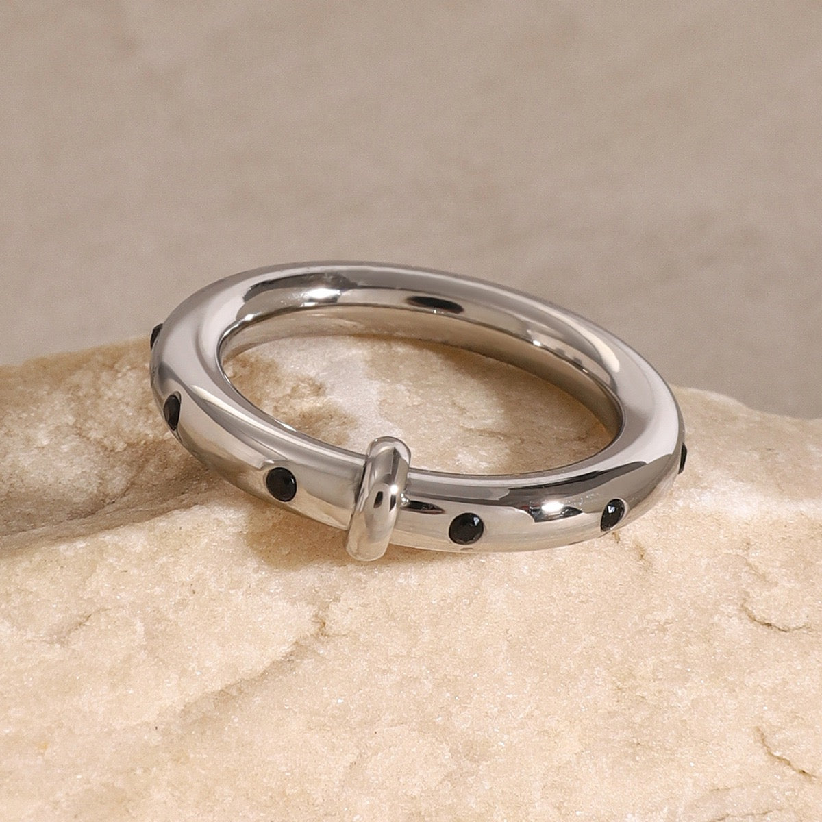 Fortune wheel ring