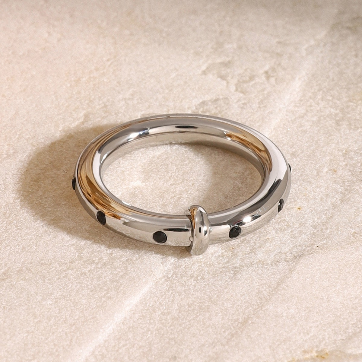 Fortune wheel ring