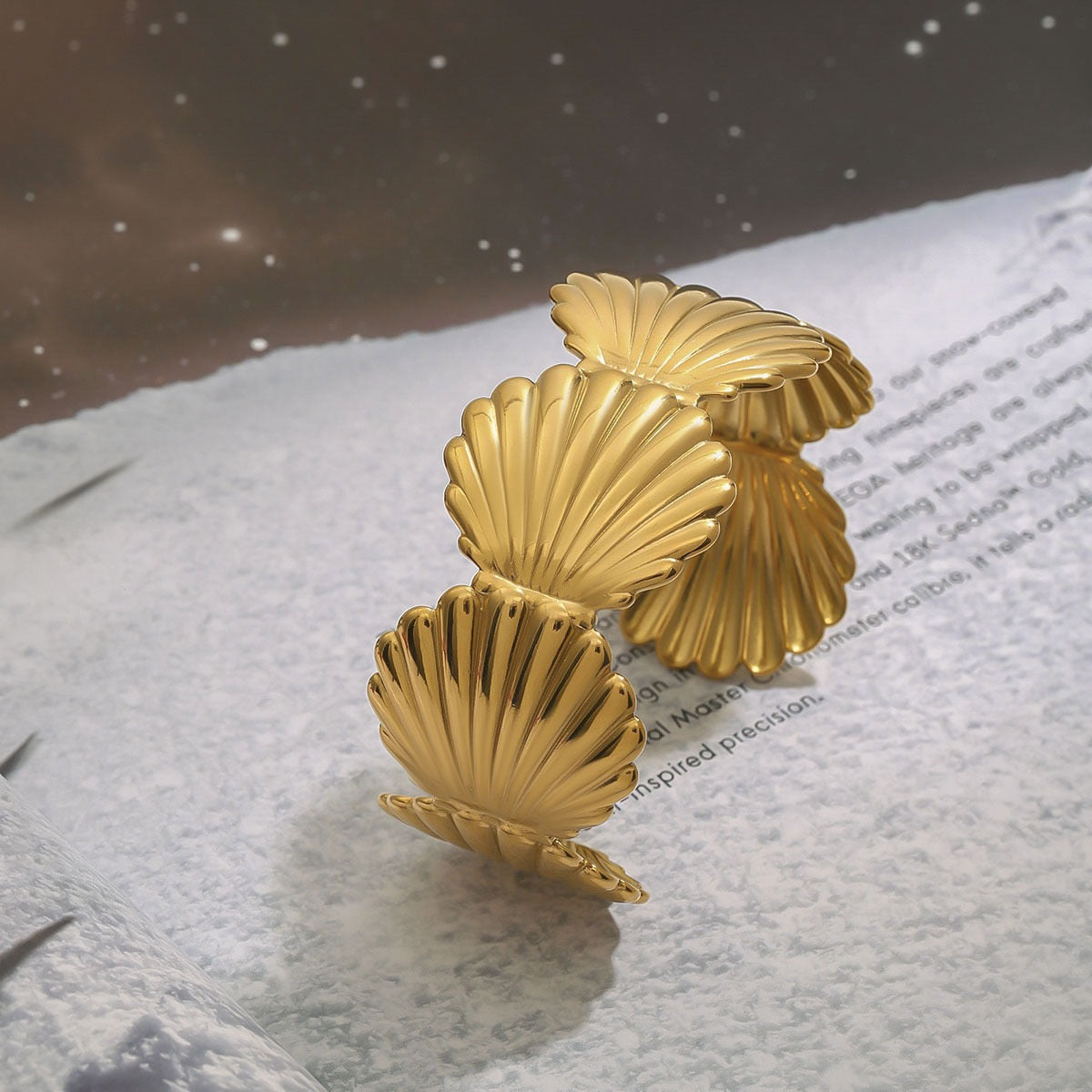Swirl bangle