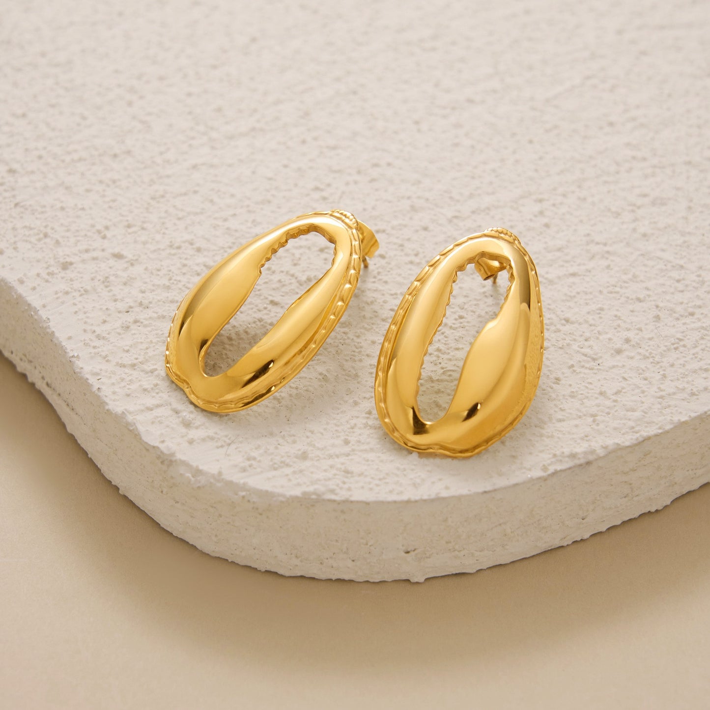 Statement shell earrings