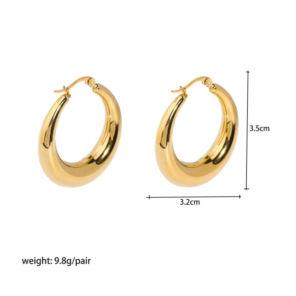 Classic chubby hoops earrings