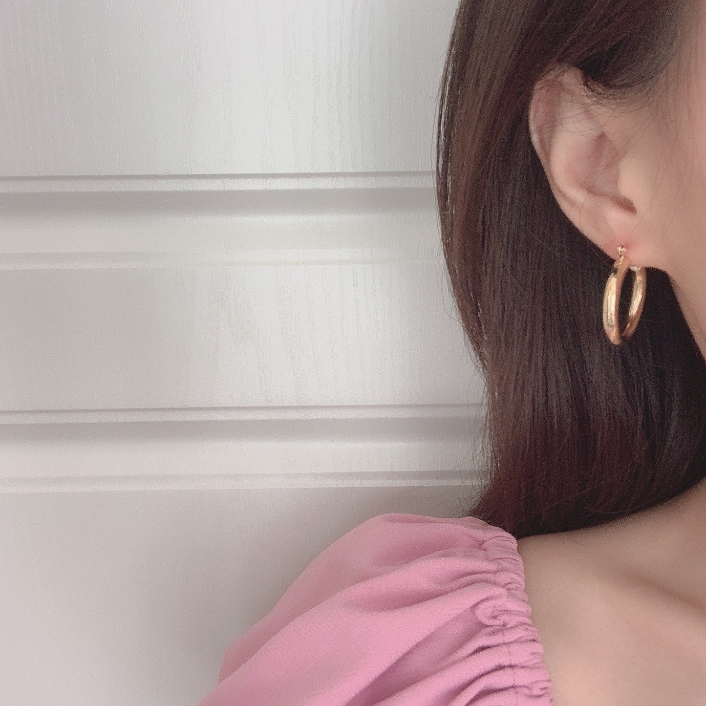 Classic round hoop earrings