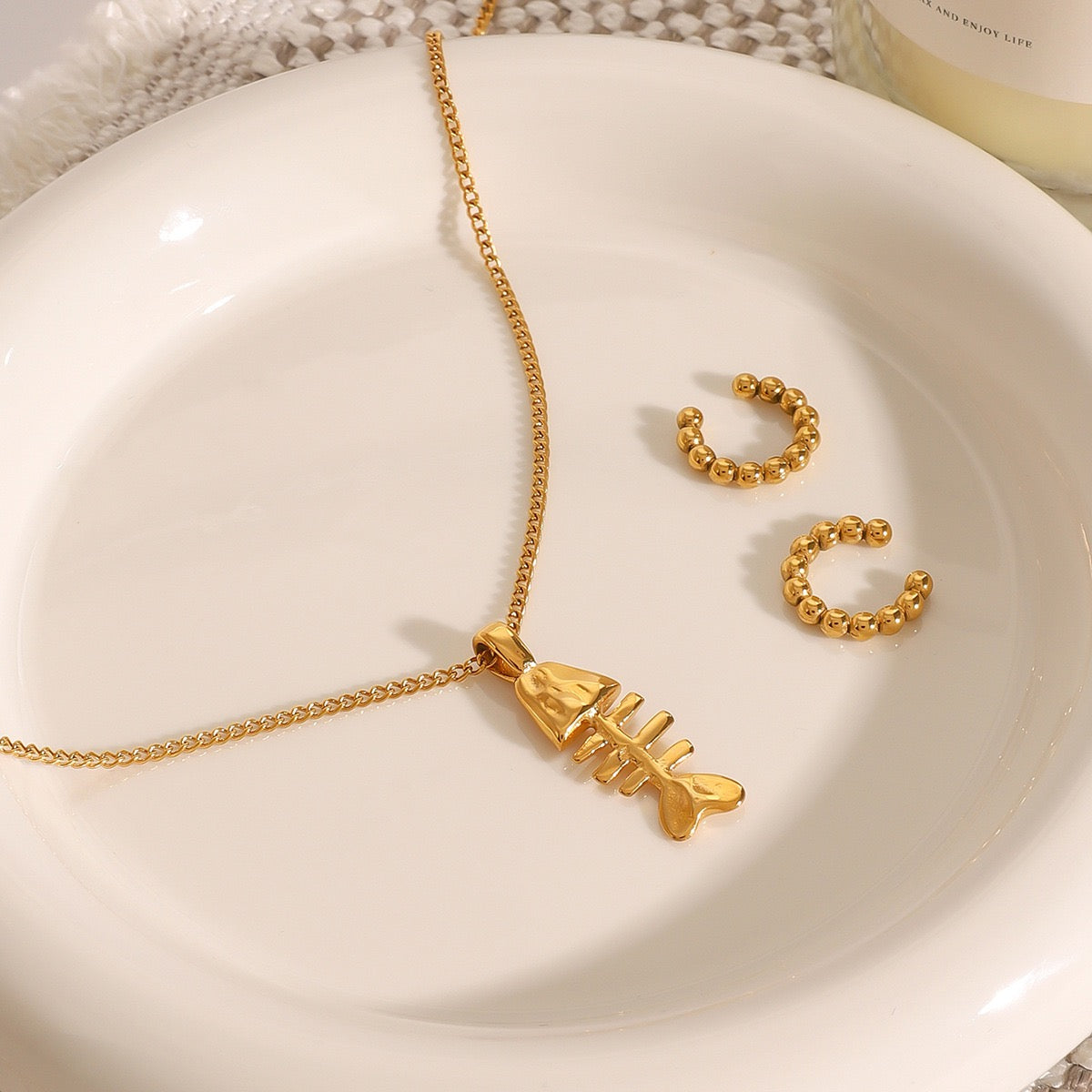 Fish bone necklace