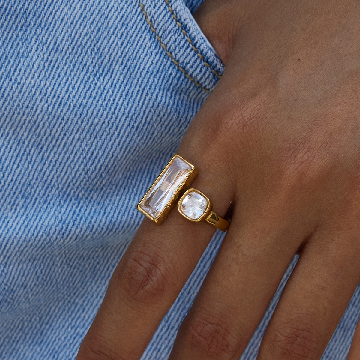 Double sugar rock ring