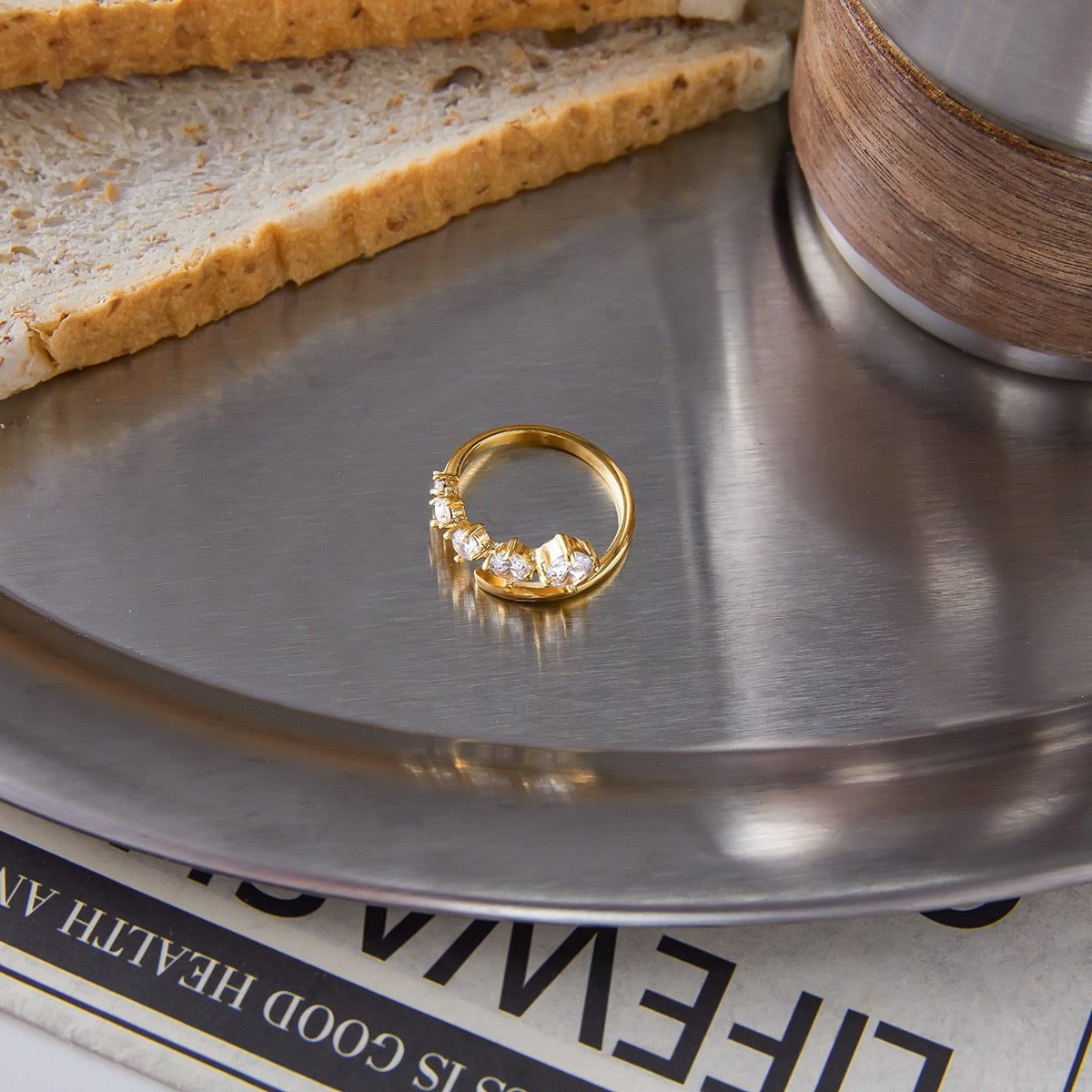 Shooting stars ring