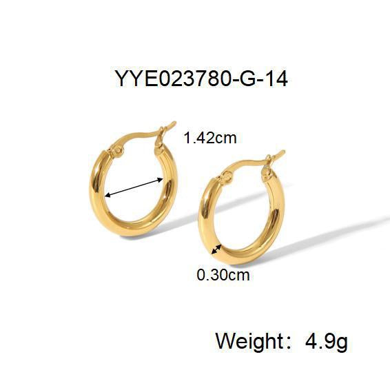 Plain classic hoops earrings