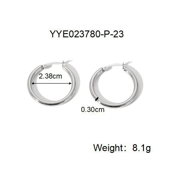 Plain classic hoops earrings