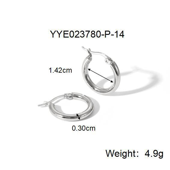 Plain classic hoops earrings